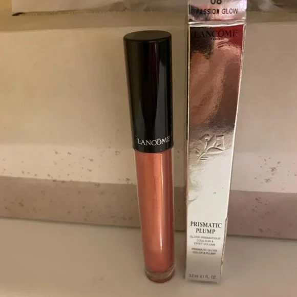 Lancome Prismatic Plump Passion Glow - Picture 1 of 5
